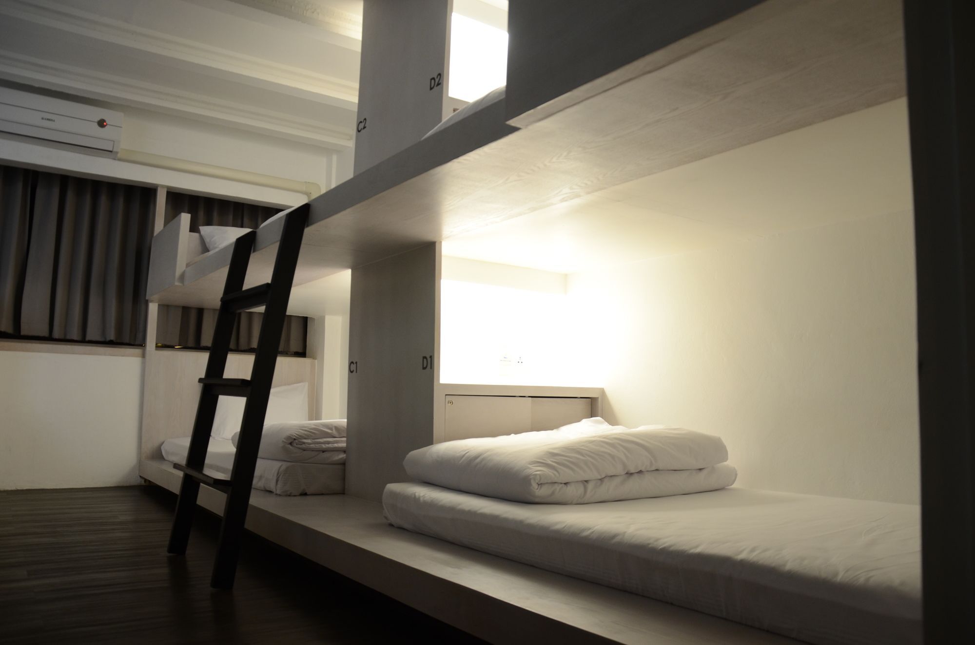 3 Howw Hostel At Sukhumvit 21 Μπανγκόκ Εξωτερικό φωτογραφία